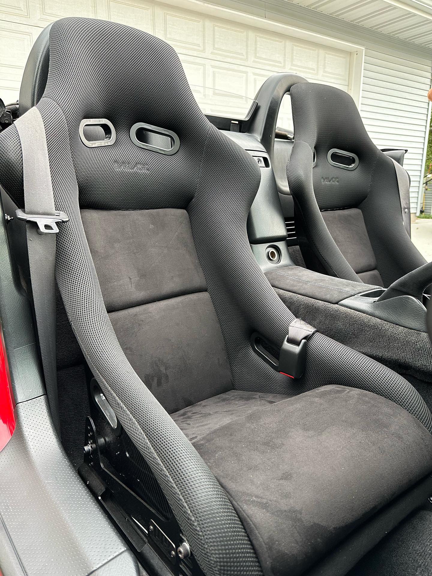 Ballade Sports Jersey Black Alcantara Bucket Seat - Image 21