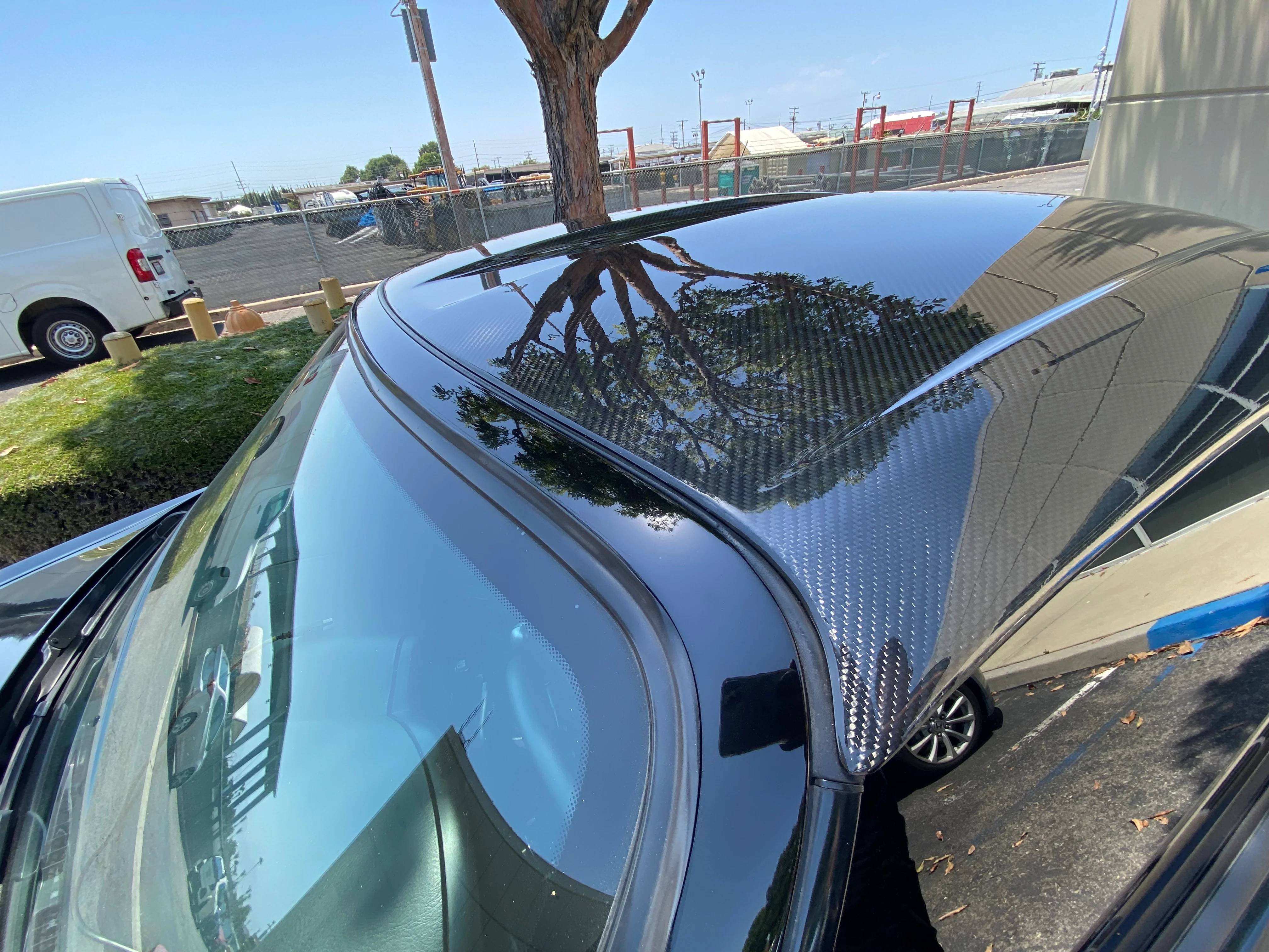 Karbon Haus 00-09 S2000 (Mugen) Carbon Hardtop w/ Tempered Glass - Image 11