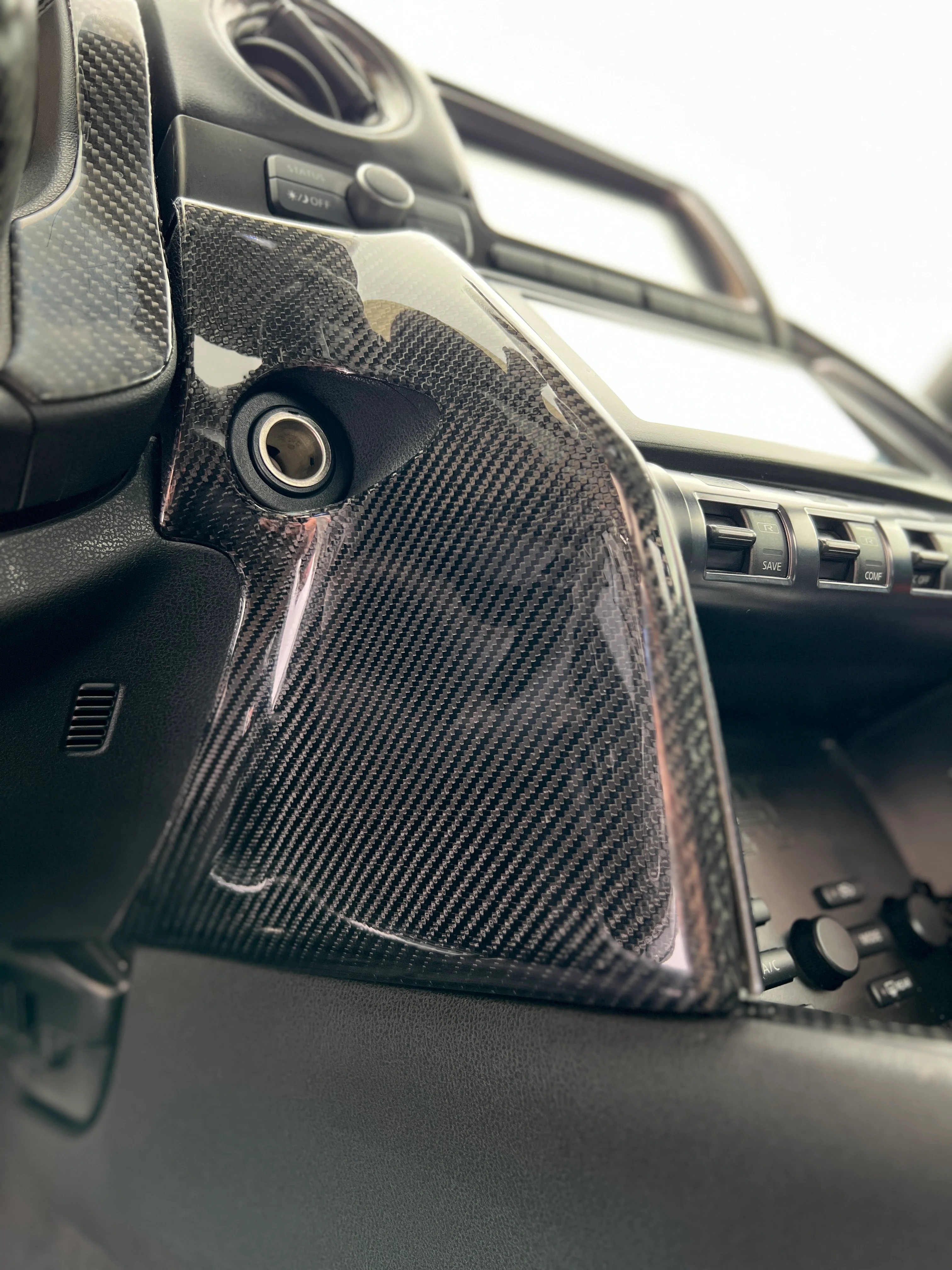09-16 R35 GTR Top Secret Style LHD CF Center Console Panel Cover Set - Image 3