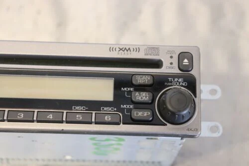 Used Honda S2000 Radio Cd Player Deck Unit - Image 3
