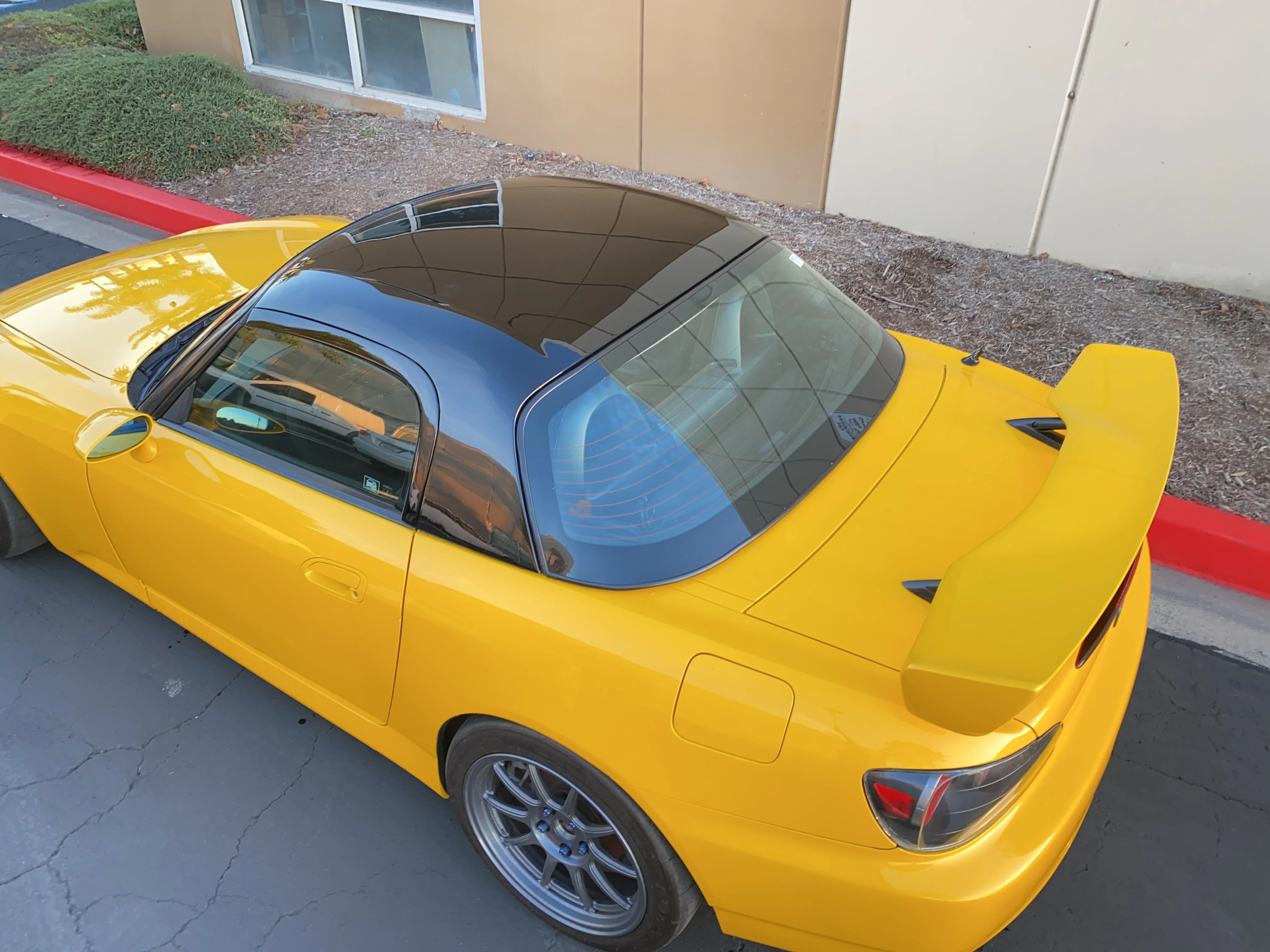 Vaikhari USA 00-09 S2000 Aluminum OEM Hardtop (Reproduction) - Image 4